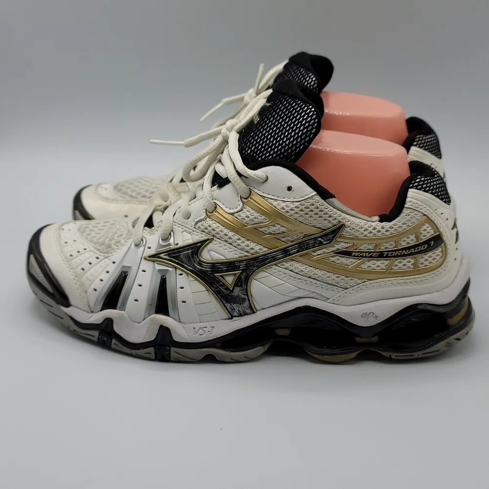 Mizuno wave tornado 7 womens size 8